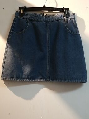 Women's Dark Blue Denim Mini Skirt - Classic Casual Style